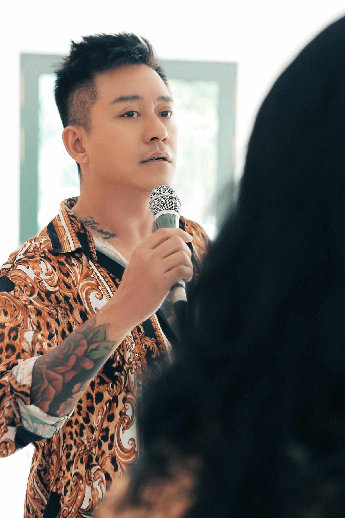 "Tôi vốn dĩ đã ấp ủ, đợi chờ được hát với diva Thanh Lam" - Tuấn Hưng trải lòng.