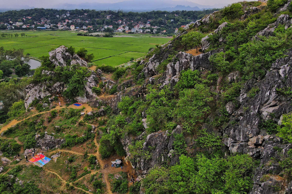 Đến với nơi đây, không gian yên tĩnh rời xa những ồn ào, xô bồ của thành phố.