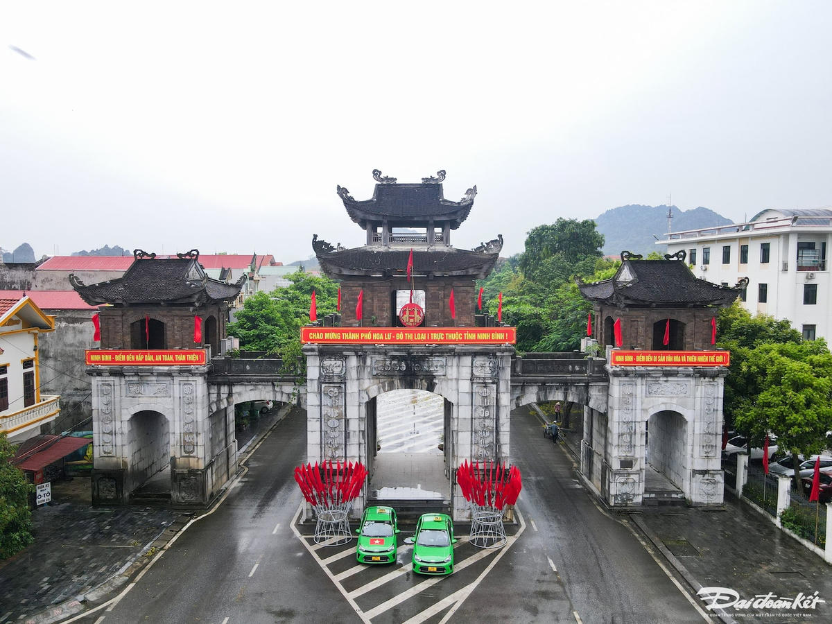 Đến ngày 27 và 28/4, HĐND các tỉnh Nam Định, Hà Nam, Ninh Bình đã họp, thảo luận, thông qua nghị quyết về chủ trương sắp xếp đơn vị hành chính (ĐVHC) cấp tỉnh, cấp xã. Ảnh: Đình Minh