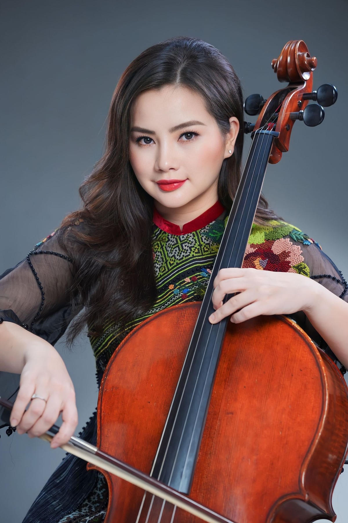 Nghệ sĩ Cello Bùi Hà Miên.
