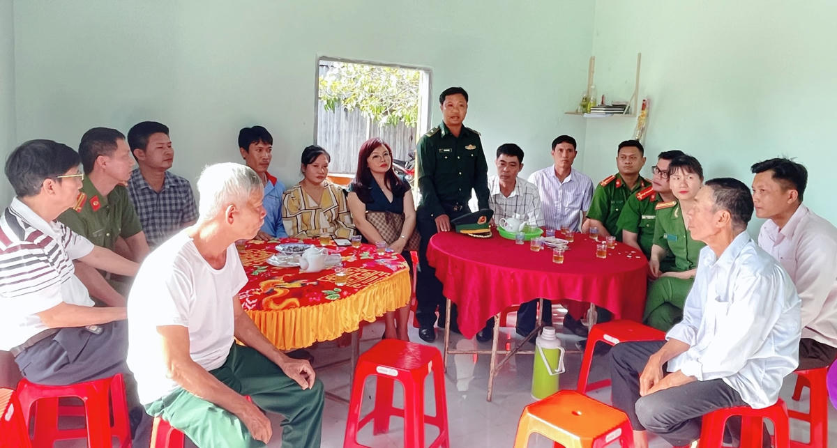 Toàn cảnh buổi Lễ bàn giao nhà Đại Đoàn Kết.