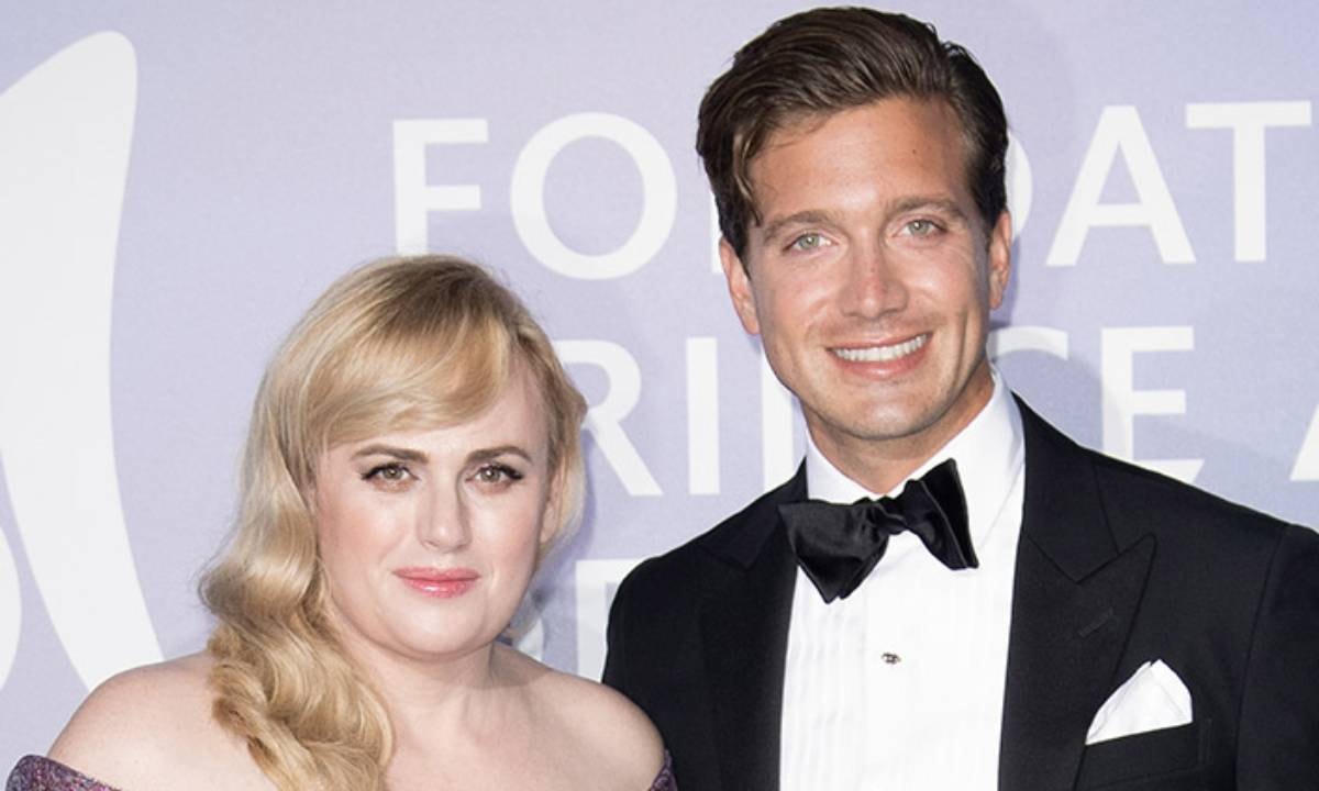 Cặp đôi đồng tính bén duyên ngay khi Rebel chia tay Busch được 1 tháng. Ảnh: Daily Mail UK.