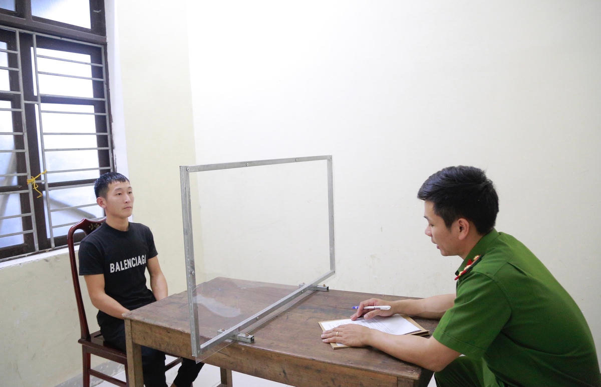 Cơ quan công an lấy lời khai đối với Nguyễn Trọng Trung.