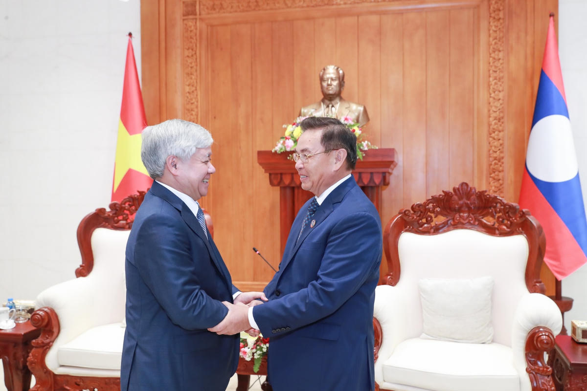 Vun đắp, gìn giữ mối quan hệ đoàn kết, gắn bó, thủy chung hiếm có Việt Nam - Lào
