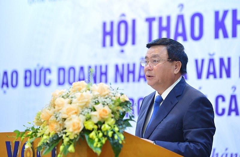 Giám đốc Học viện Chính trị Quốc gia Hồ Chí Minh, Chủ tịch Hội đồng Lý luận Trung ương Nguyễn Xuân Thắng phát biểu tại hội thảo 