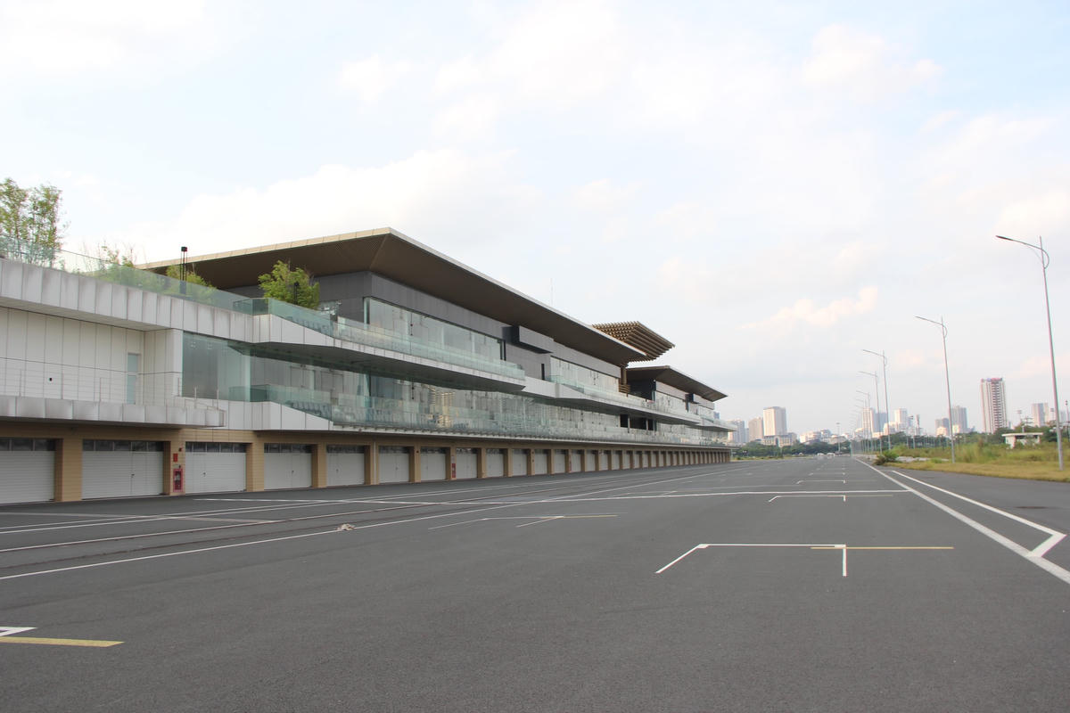 Đến tháng 3/2020, toàn bộ các hạng mục của trường đua F1 cơ bản đã được hoàn thiện để chờ ngày khai mạc giải đua xe công thức 1 tại Hà Nội.