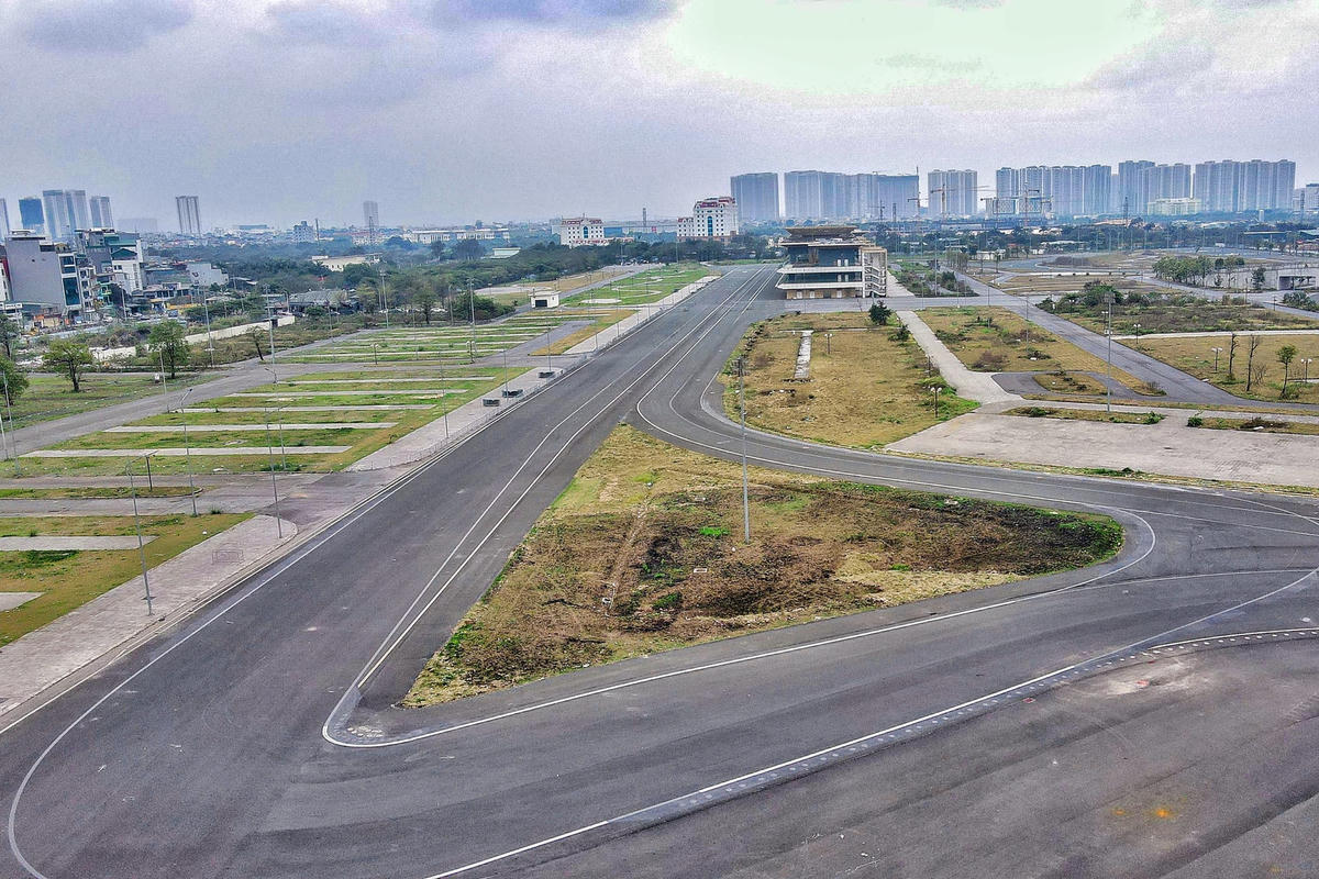 Đây là đường đua theo tiêu chuẩn Grade 1, tiêu chuẩn cao nhất của giải đua xe công thức 1 với yêu cầu cao, khắt khe về kỹ thuật.
