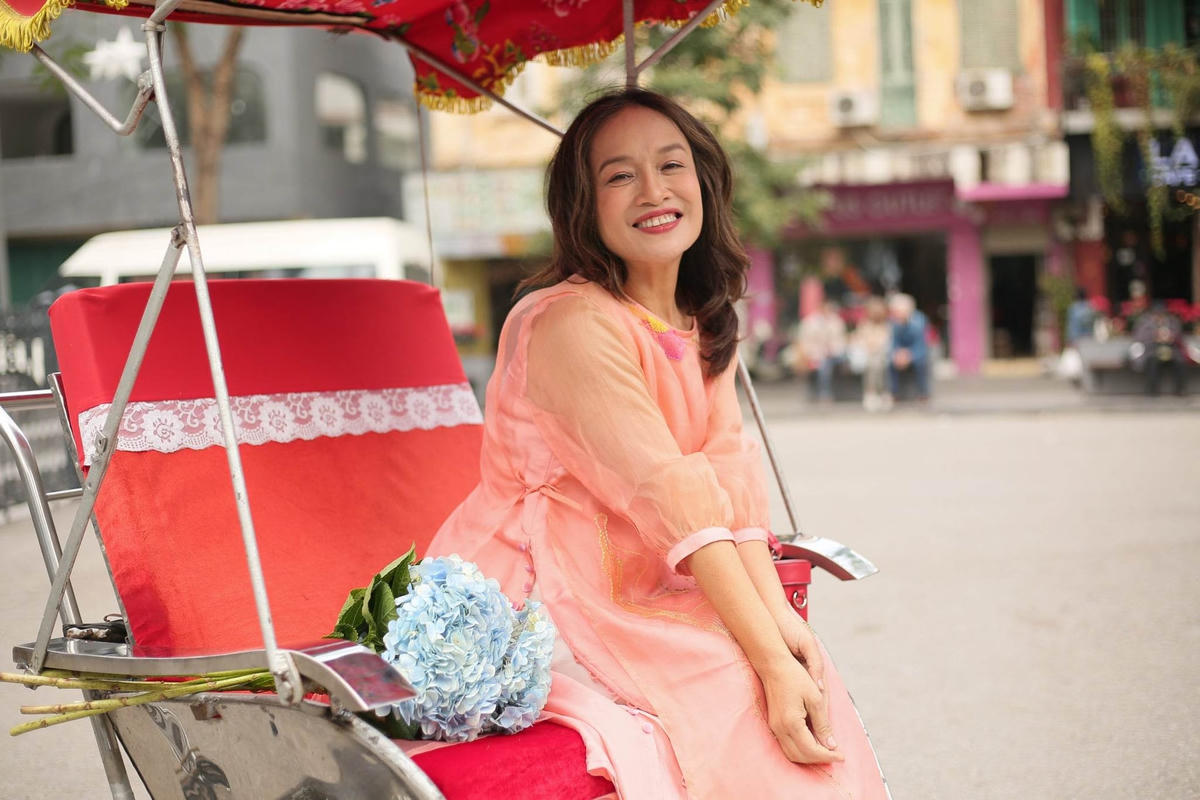  Tú Oanh 'Đừng nói khi yêu': Tôi làm nghề không để nổi tiếng