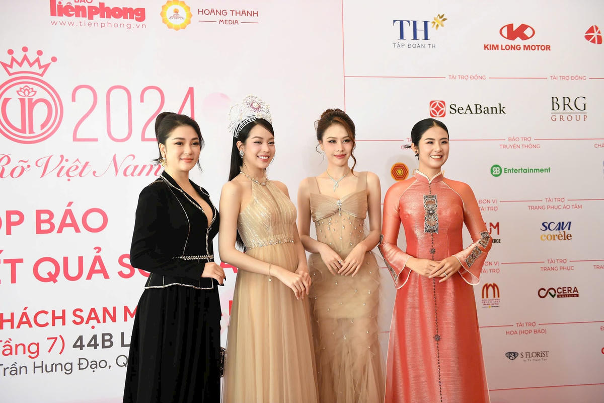 Hoa hau Viet Nam 2