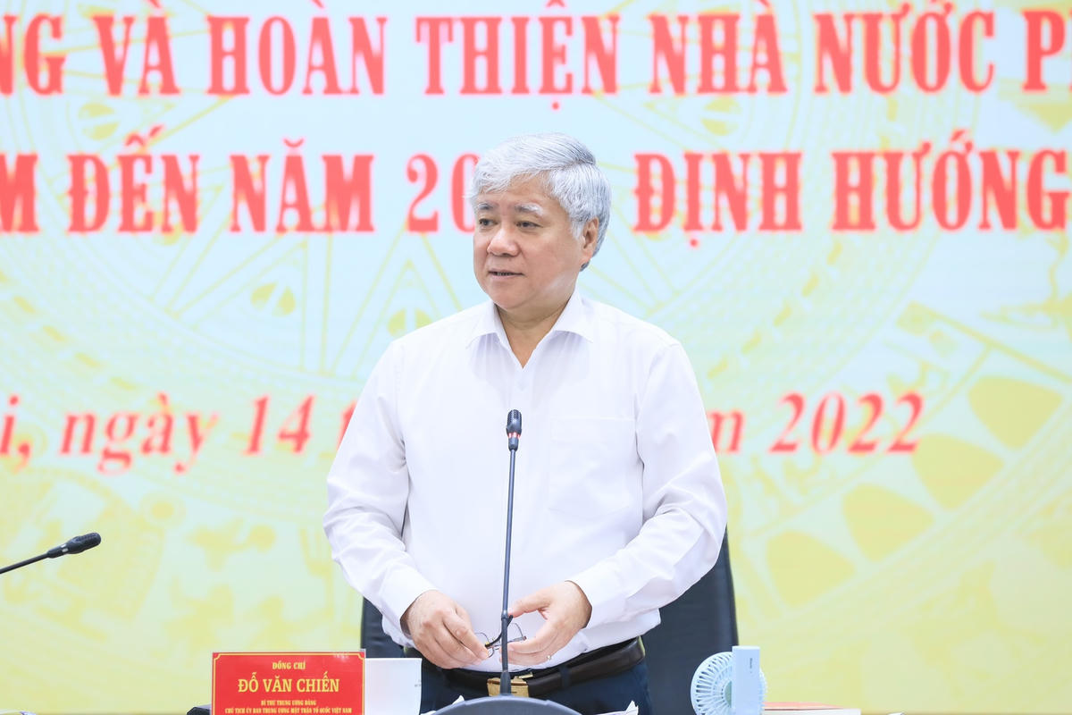 Bí thư Đảng đoàn MTTQ Việt Nam, Chủ tịch UBTƯ MTTQ Việt Nam Đỗ Văn Chiến phát biểu tại buổi làm việc. Ảnh: Quang Vinh.