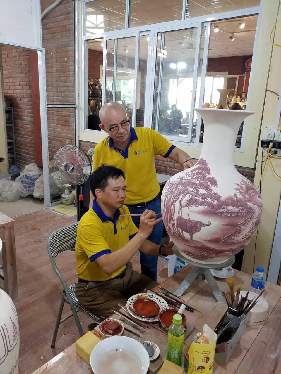 Những sản vật tinh hoa dưới bàn tay nghệ nhân.  