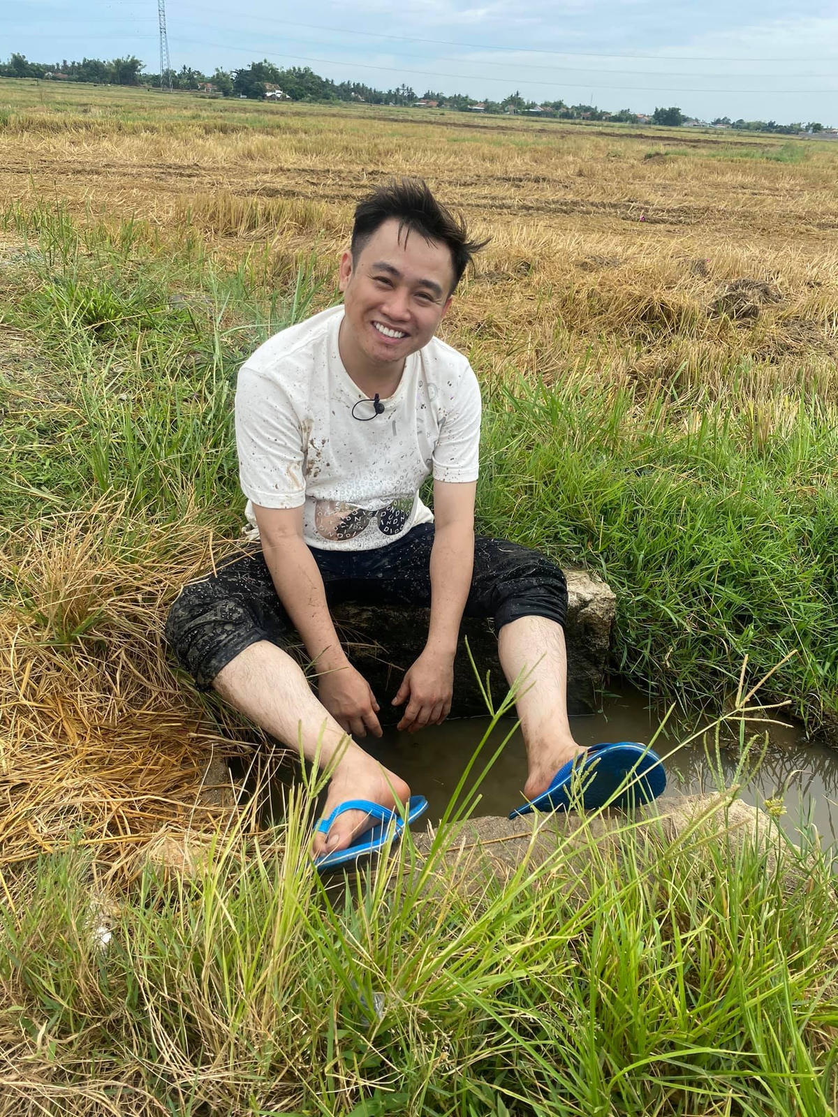 Sau khi được anh trai, các bạn (hiện là thành viên nhóm Xpro) đưa vào viện cấp cứu, giúp vượt qua khỏi biến cố, anh bình tĩnh lại, suy nghĩ và quyết định làm lại từ đầu.