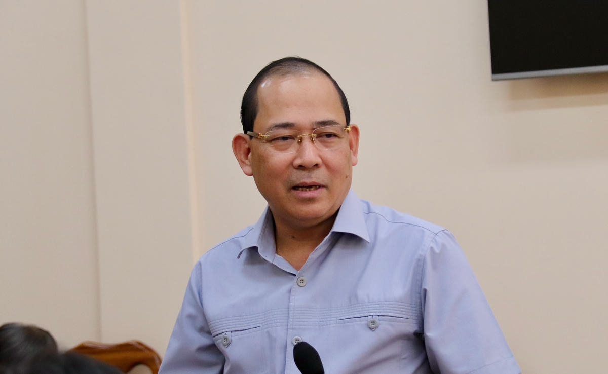 Phó Chủ tịch Hoàng Công Thủy phát biểu tại buổi làm việc.