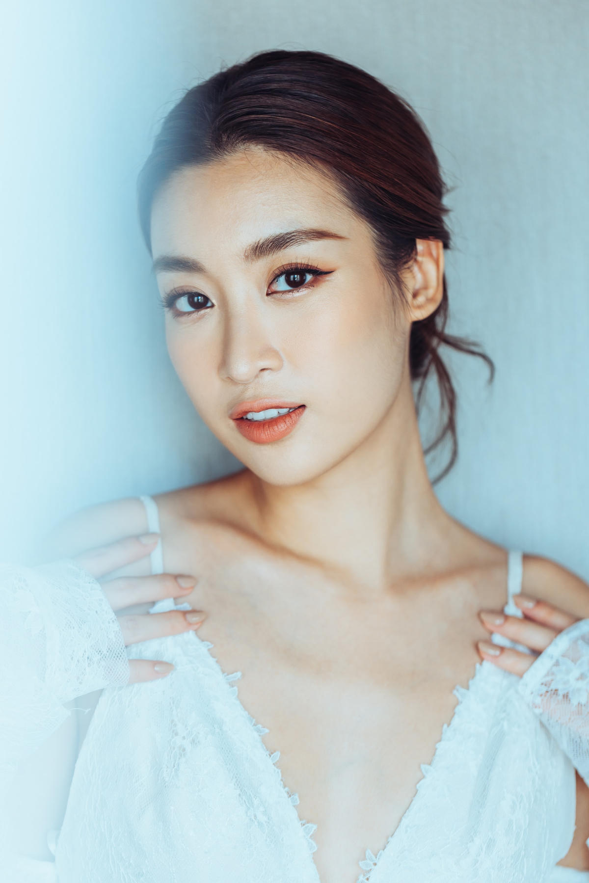  Vừa qua, thông tin Đỗ Mỹ Linh sẽ lên xe hoa cùng thiếu gia Đỗ Vinh Quang ngày 23/10 được đăng tải rầm rộ trên truyền thông, thông tin nhận được sự chú ý, quan tâm của người hâm mộ. 