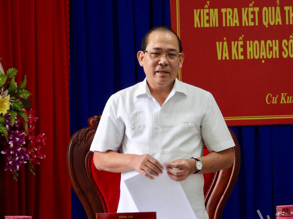 Phó Chủ tịch UBTƯ MTTQ Việt Nam Hoàng Công Thủy phát biểu chỉ đạo.