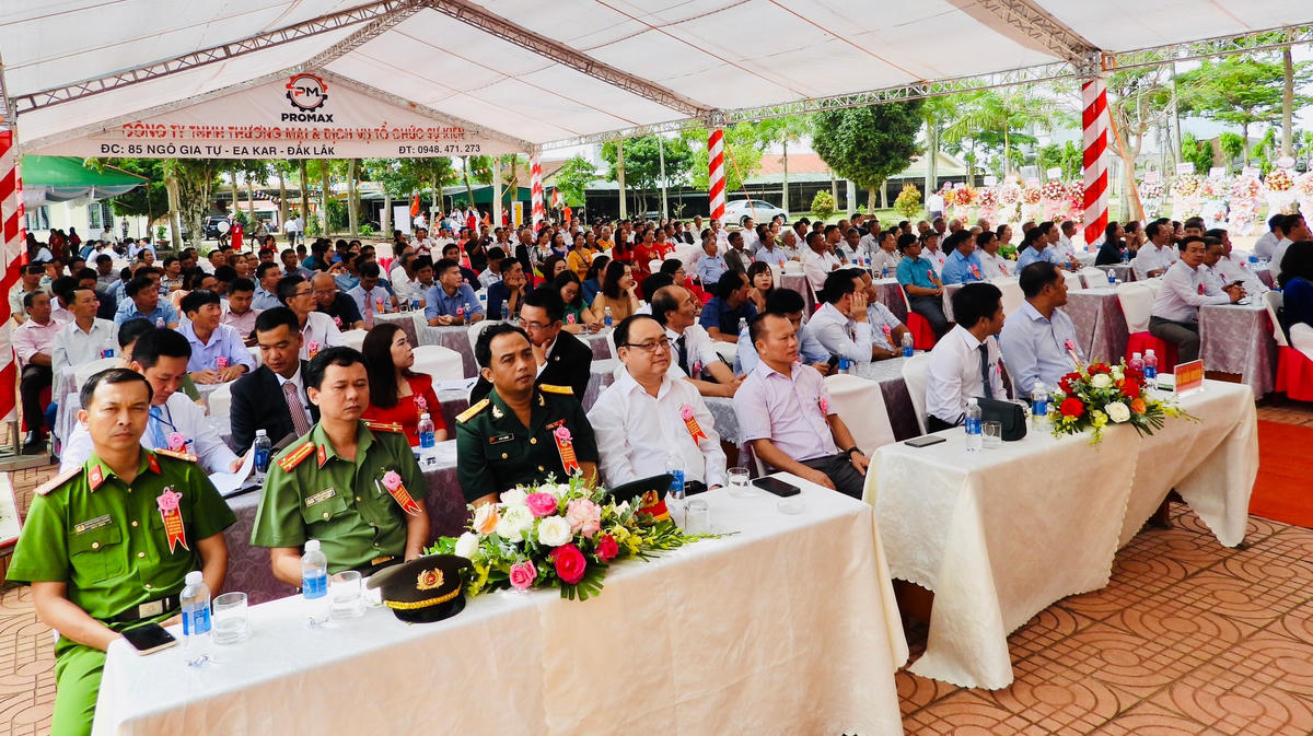 Các đại biểu dự Lễ công bố.