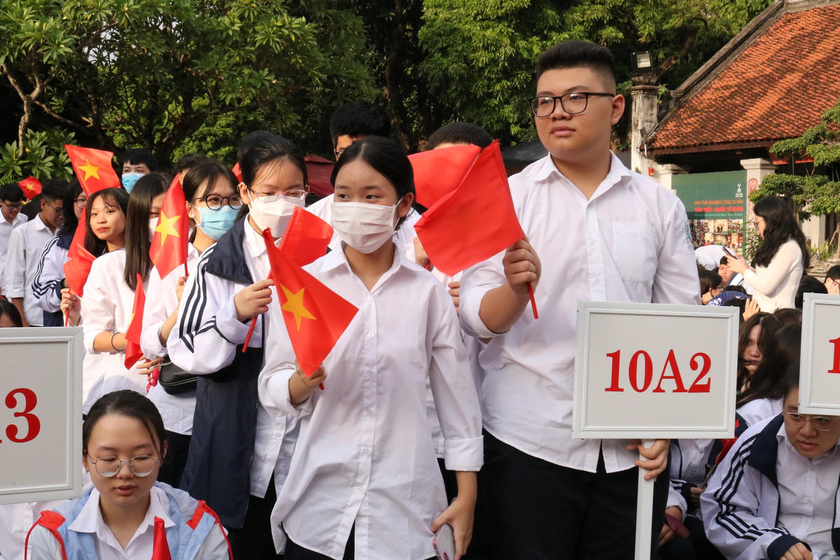 Lễ khai giảng của ngôi trường bền bỉ với phong cách '5 tự'