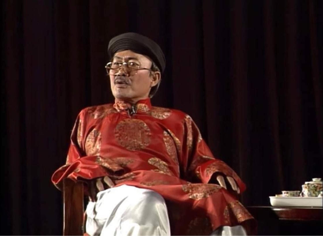 Trong vở “Đời cô Lựu”.