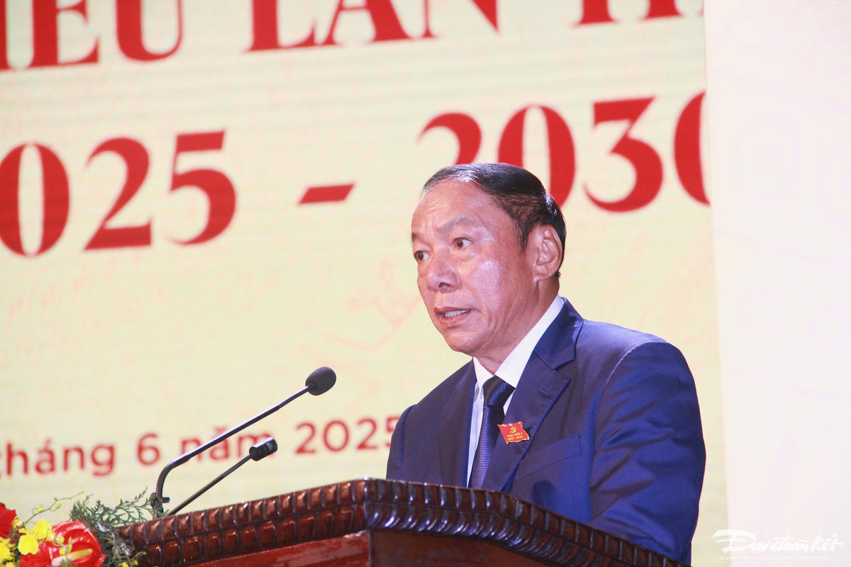 Bộ trưởng Bộ VHTTDL Nguyễn Văn Hùng phát biểu tại Đại hội. Ảnh: Phạm Sỹ.