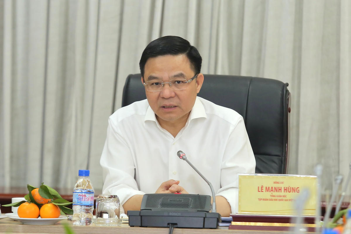 Tổng Giám đốc Petrovietnam Lê Mạnh Hùng phát biểu chỉ đạo.  
