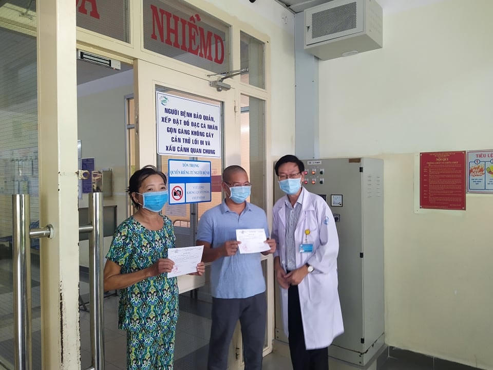 Hai bệnh nhân Covid19 ở TP HCM được xuất viện ngày 25/8.