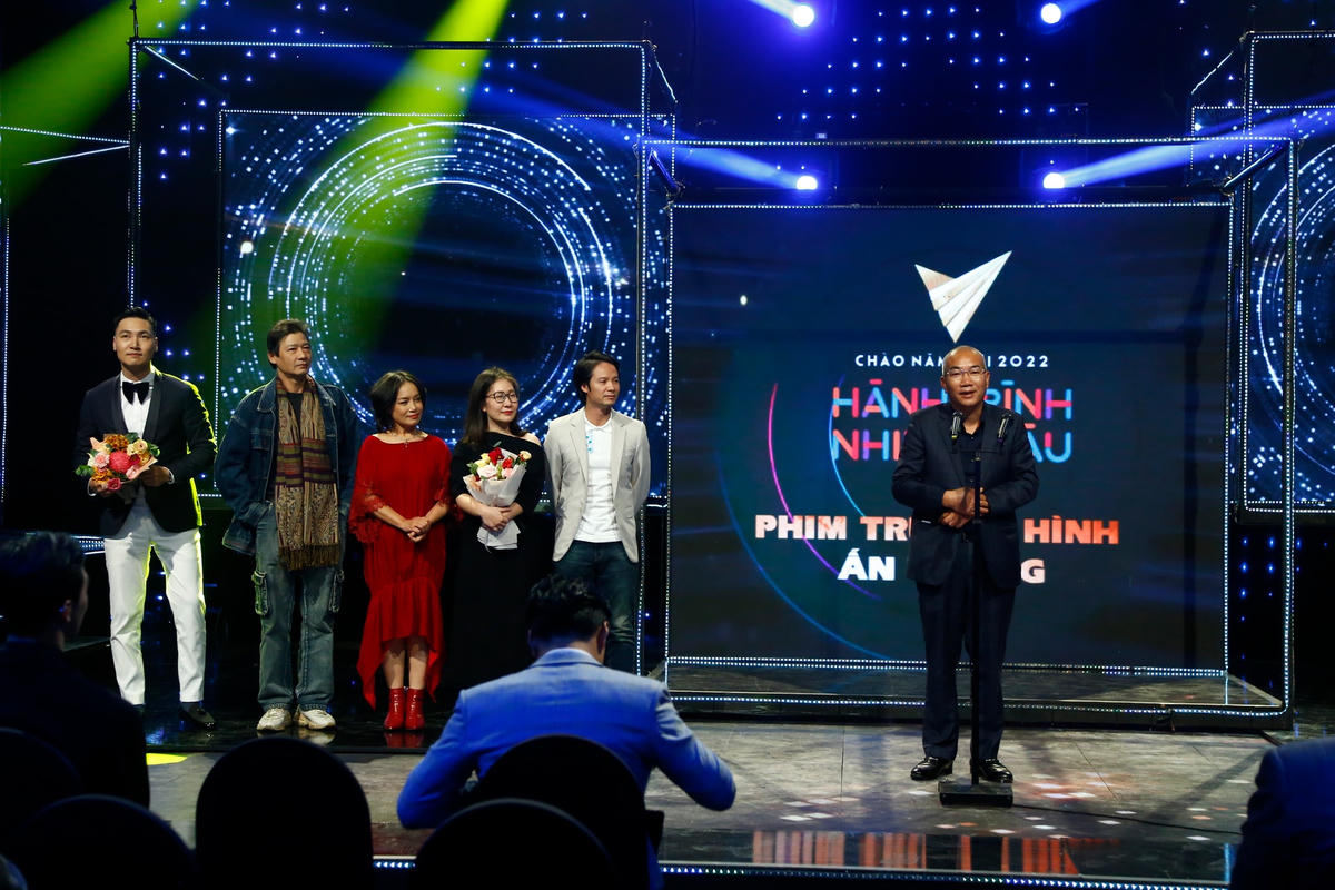 Hương vị tình thân được trao giải Phim truyền hình ấn tượng.