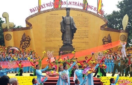 Tượng đài Lý Thái Tổ. Ảnh minh họa.