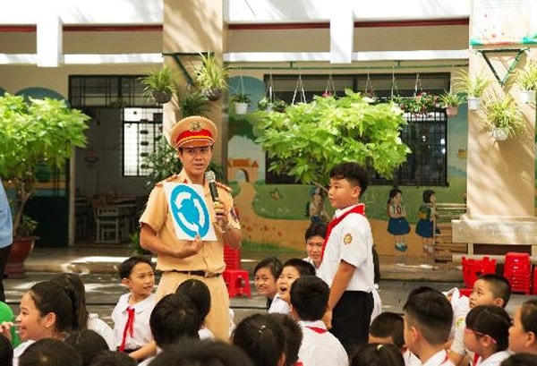 Giáo dục an toàn giao thông cho học sinh THCS và THPT