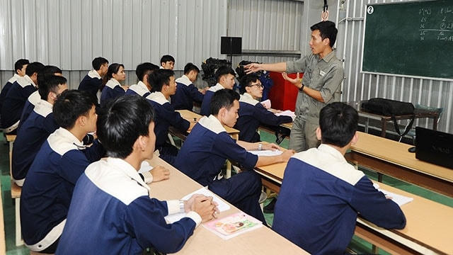 Cần tạo điều kiện về hành lang pháp lý, ưu đãi để DN cùng tham gia đào tạo với cơ sở GDNN.