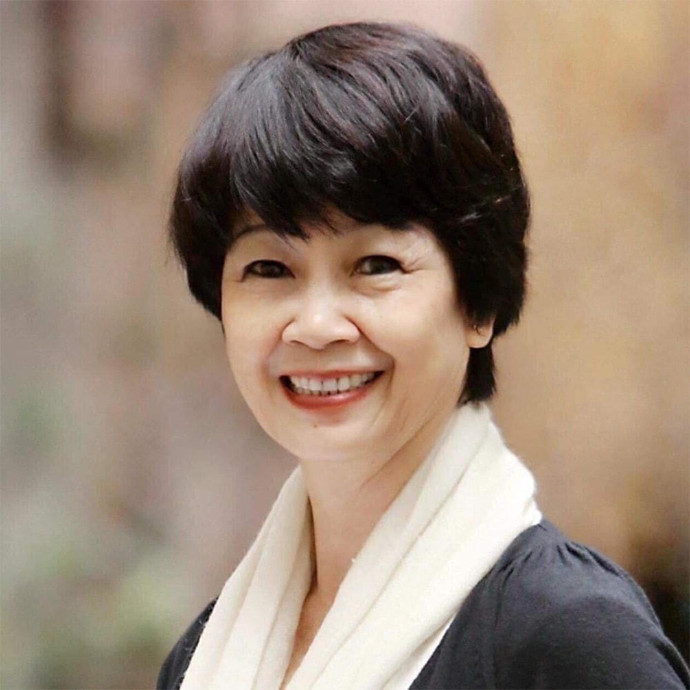 Nhà thơ Nguyễn Thị Hồng Ngát.  