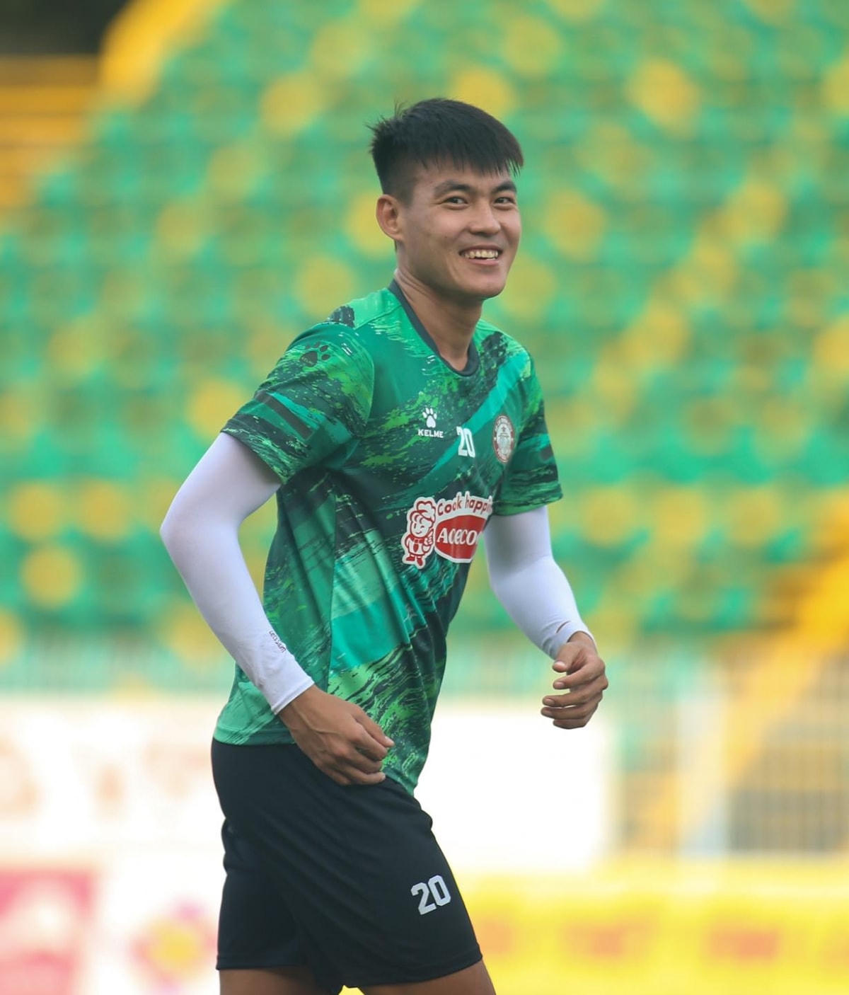 Trung vệ: Phạm Hoàng Lâm - Tuyển thủ U23 Việt Nam dưới thời HLV Toshiya Miura.  
