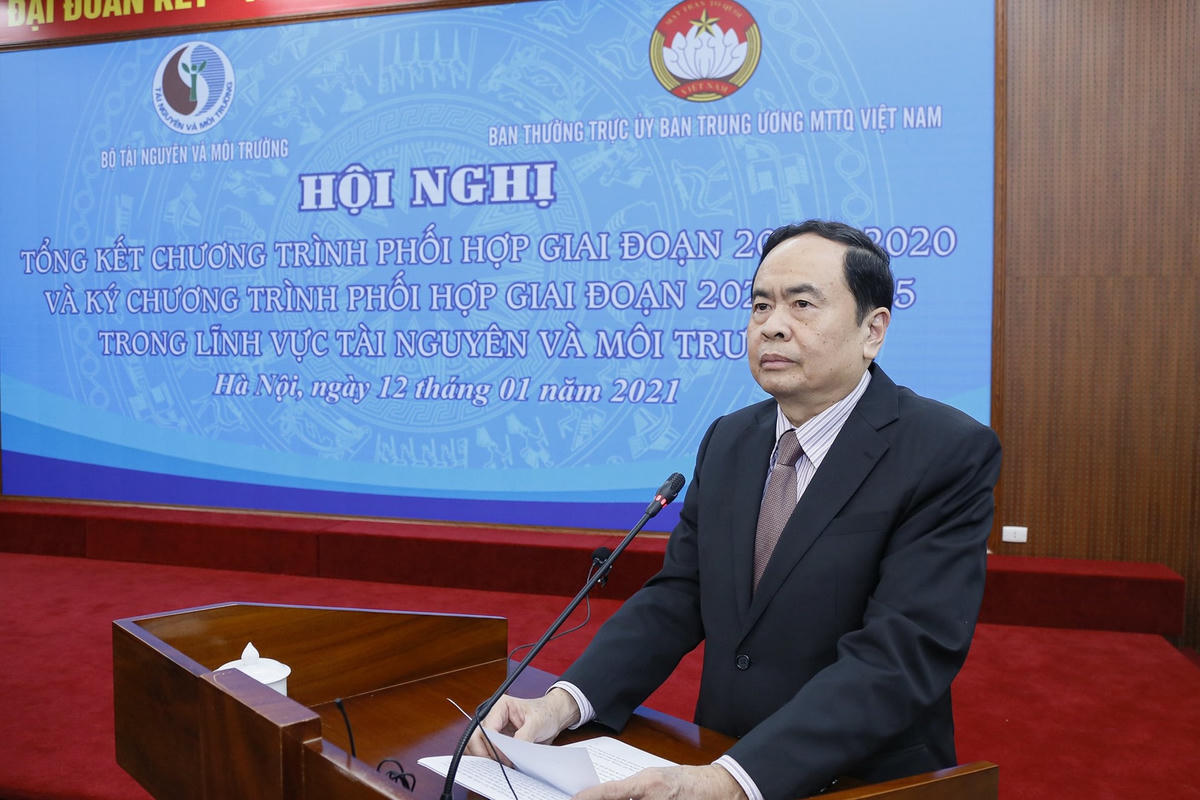 Chủ tịch Trần Thanh Mẫn phát biểu tại Hội nghị.
