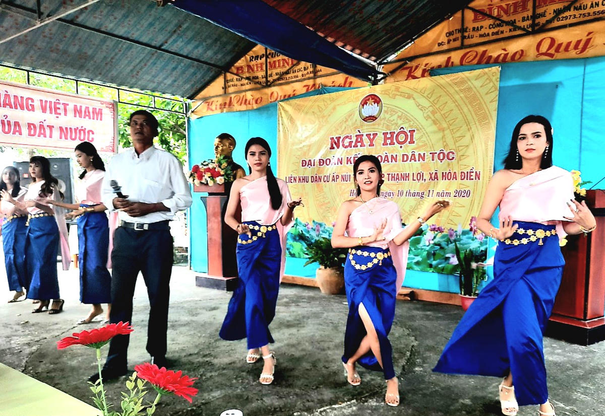 Ngày hội Đại đoàn kết ở khu dân cư huyện Kiên Lương.