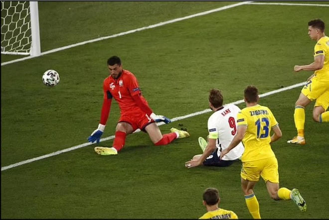 Harry Kane lập cú đúp trong chiến thắng ấn tượng 4-0 của tuyển Anh trước Ukraine.