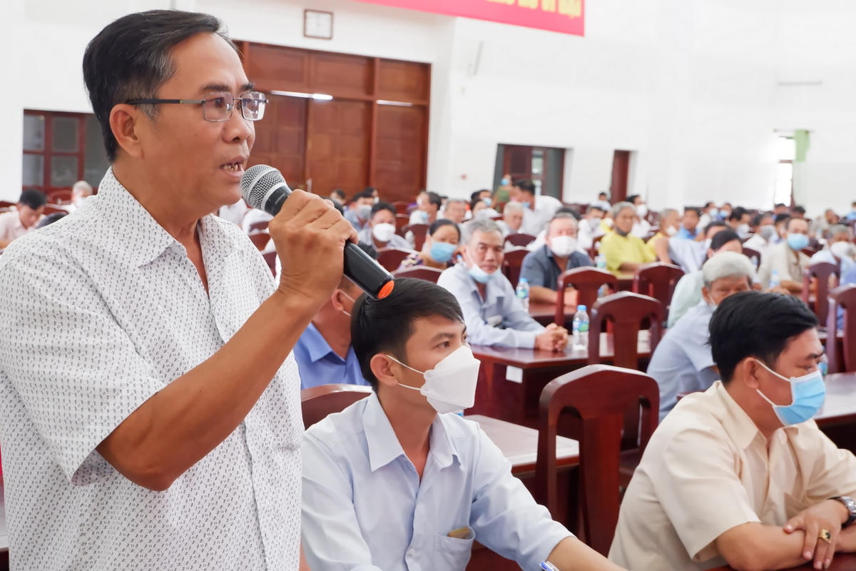Cử tri Nguyễn Minh Thoa kiến nghị cần có chính sách hỗ trợ gỡ khó cho người nông dân.