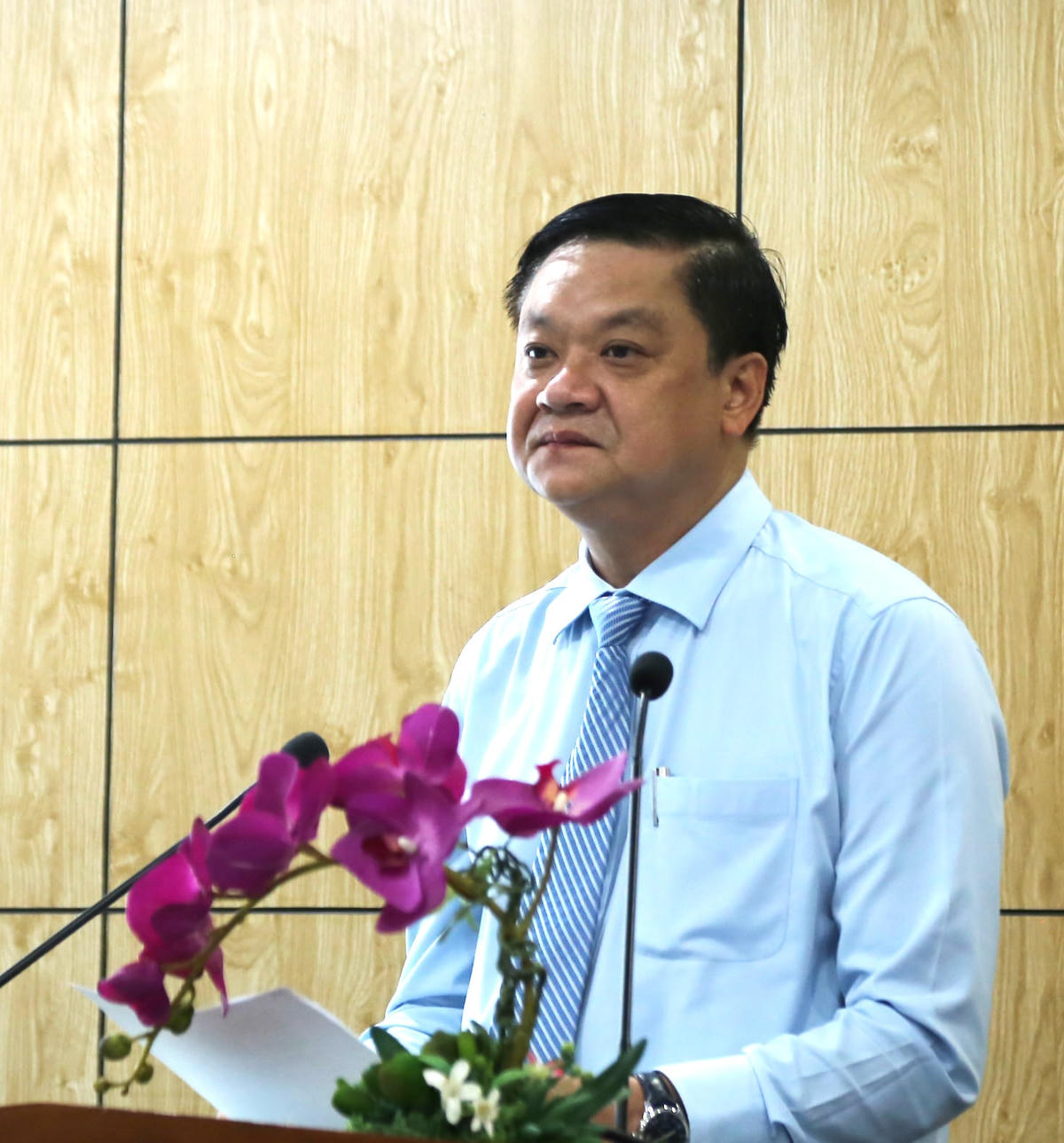 Ông Dương Tấn Hiển, Phó Chủ tịch UBND TP Cần Thơ phát biểu tại hội thảo.