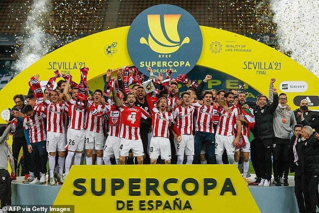 Messi nhận thẻ đỏ, Barcelona tan mộng giành Siêu Cup Tây Ban Nha