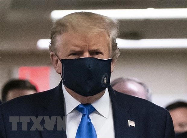 Tổng thống Mỹ Donald Trump tới thăm một Viện quân y tại Bethesda, bang Maryland ngày 11/7/2020. (Ảnh: AFP/TTXVN).