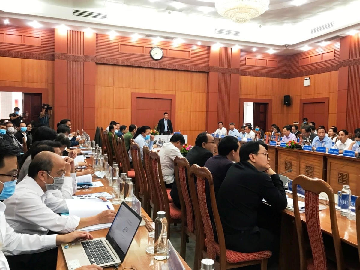 Quang cảnh hội nghị cải thiện môi trường đầu tư ở Quảng Nam.