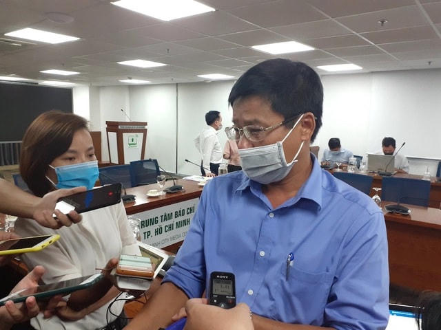 Chánh Thanh tra Sở Thông tin và Truyền thông TPHCM Nguyễn Đức Thọ cho biết đã xử phạt ca sĩ Hòa Minzy 7,5 triệu đồng.  