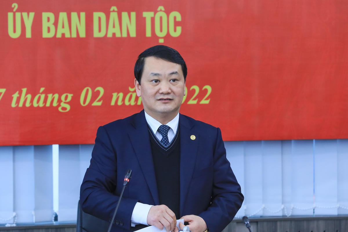 Bộ trưởng, Chủ nhiệm UBDT Hầu A Lềnh phát biểu tại buổi làm việc. Ảnh: Quang Vinh.