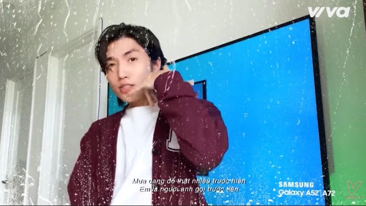 Cody thì nhớ người yêu "phát khóc".
