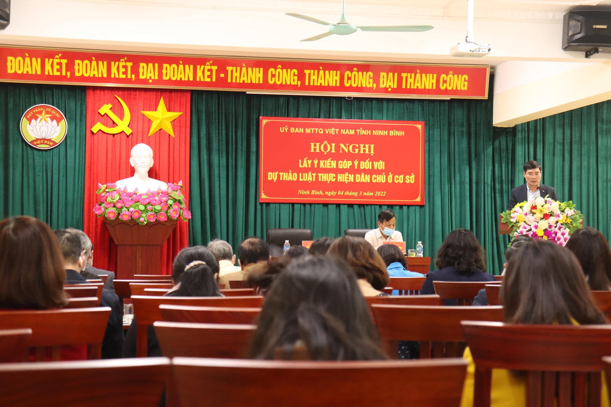 Toàn cảnh hội nghị.