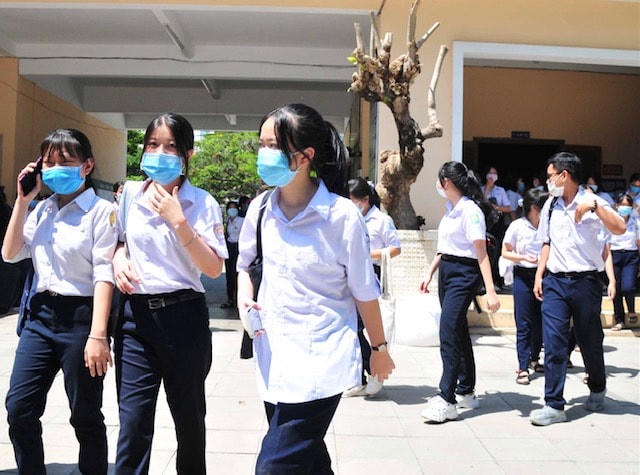 Học sinh Khánh Hòa chẩn bị bước vào thi tuyển sinh vào lớp 10