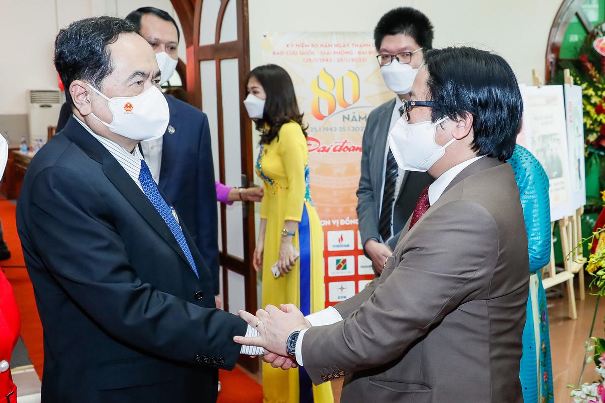 Ủy viên Bộ Chính trị, Phó Chủ tịch Thường trực Quốc hội và quyền Tổng Biên tập báo Đại Đoàn Kết Lê Anh Đạt.