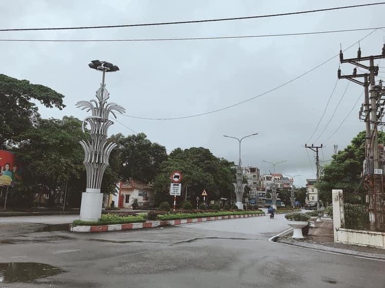Ngày đầu Hải Dương cách ly toàn xã hội