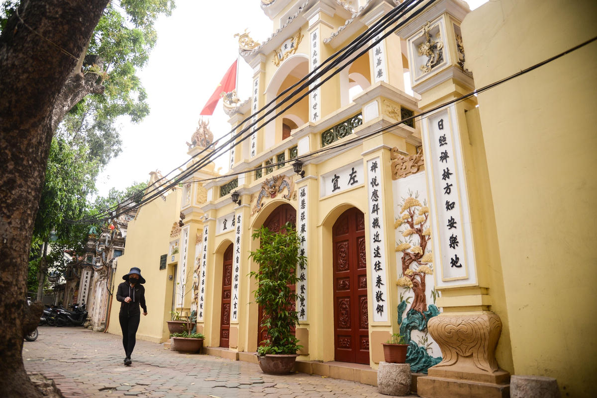 Trong không gian phố đi bộ còn có cụm di tích lịch sử văn hóa  tâm linh gồm 3 chùa Quang Hoa, Pháp Hoa, Thiền Quang phục vụ du khách và người dân tham quan.