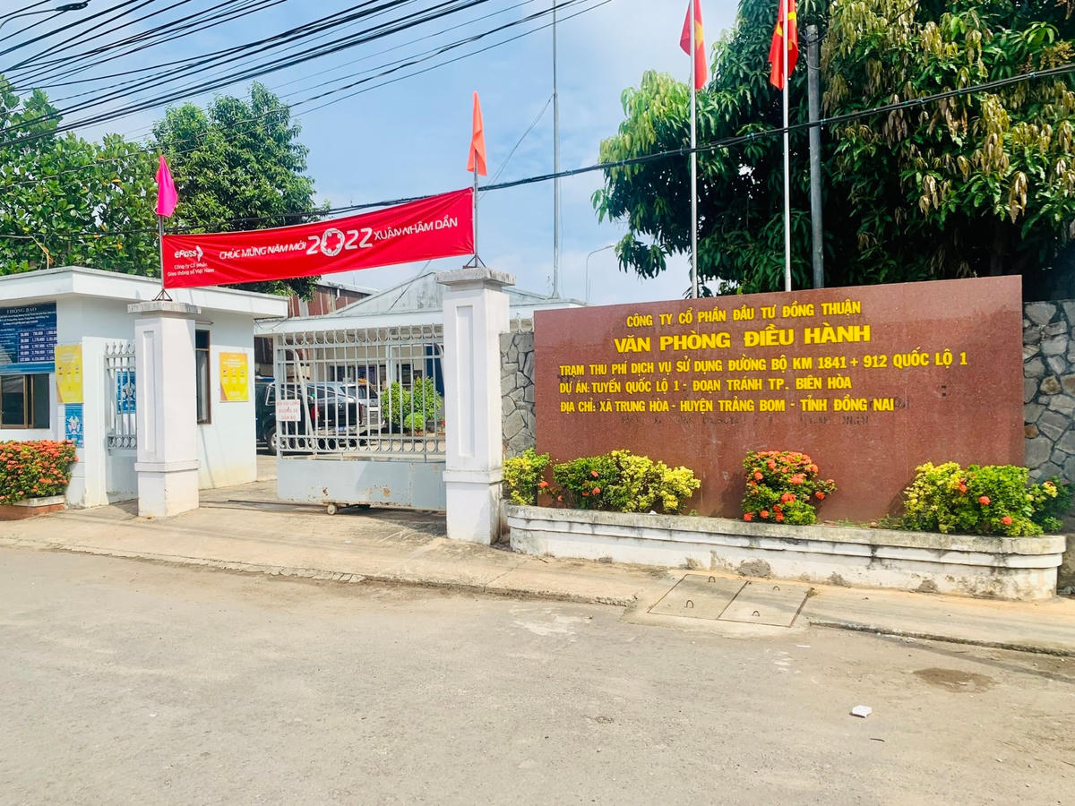 Sáng 23/2/2022, phóng viên Báo Đại Đoàn Kết xin liên hệ công tác nhưng bị đại diện Trạm BOT đường tránh Biên Hòa từ chối.