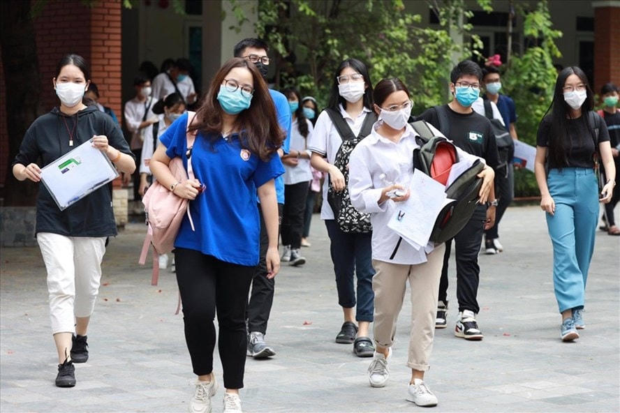 Khi dịch Covid-19 đã được kiểm soát, nhiều trường đại học ở TP HCM đã thông báo đón sinh viên trở lại học trực tiếp. Ảnh minh họa.