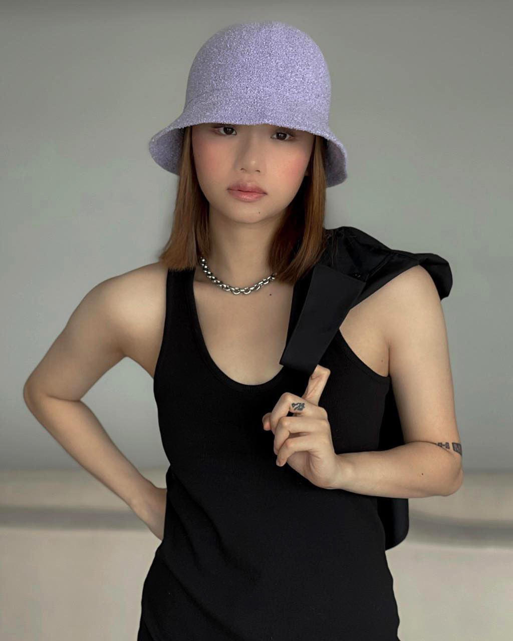 Miu Lê tự tin hơn và gợi cảm hơn khi giảm cân thành công, cô chia sẻ bí quyết giảm cân của mình là không ăn khi quá no.  
